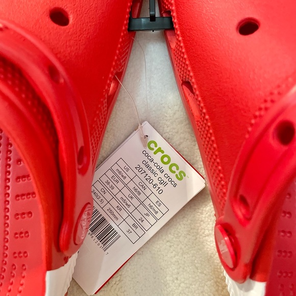 NWT Classic Coca-Cola X Crocs Clogs Red M5 W7 and M6 W8 & 3 Authentic Jibbitz - Picture 6 of 16